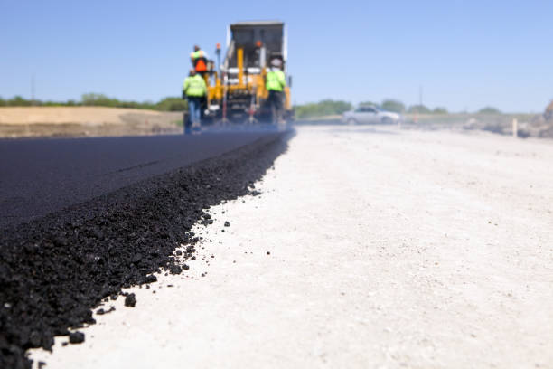 Best Driveway Paving Contractor  in Whitwell, TN